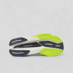 new balance fuelcell rebel v4 - الصورة 5