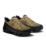 ⁦On Men's Cloudrock Low Waterproof Hunter/Black⁩ - الصورة ⁦5⁩