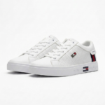 ⁦Tommy Hilfiger Sneakers white⁩ - الصورة ⁦3⁩